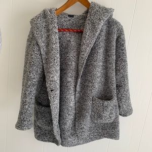 Brandy Melville salt and pepper Sherpa coat